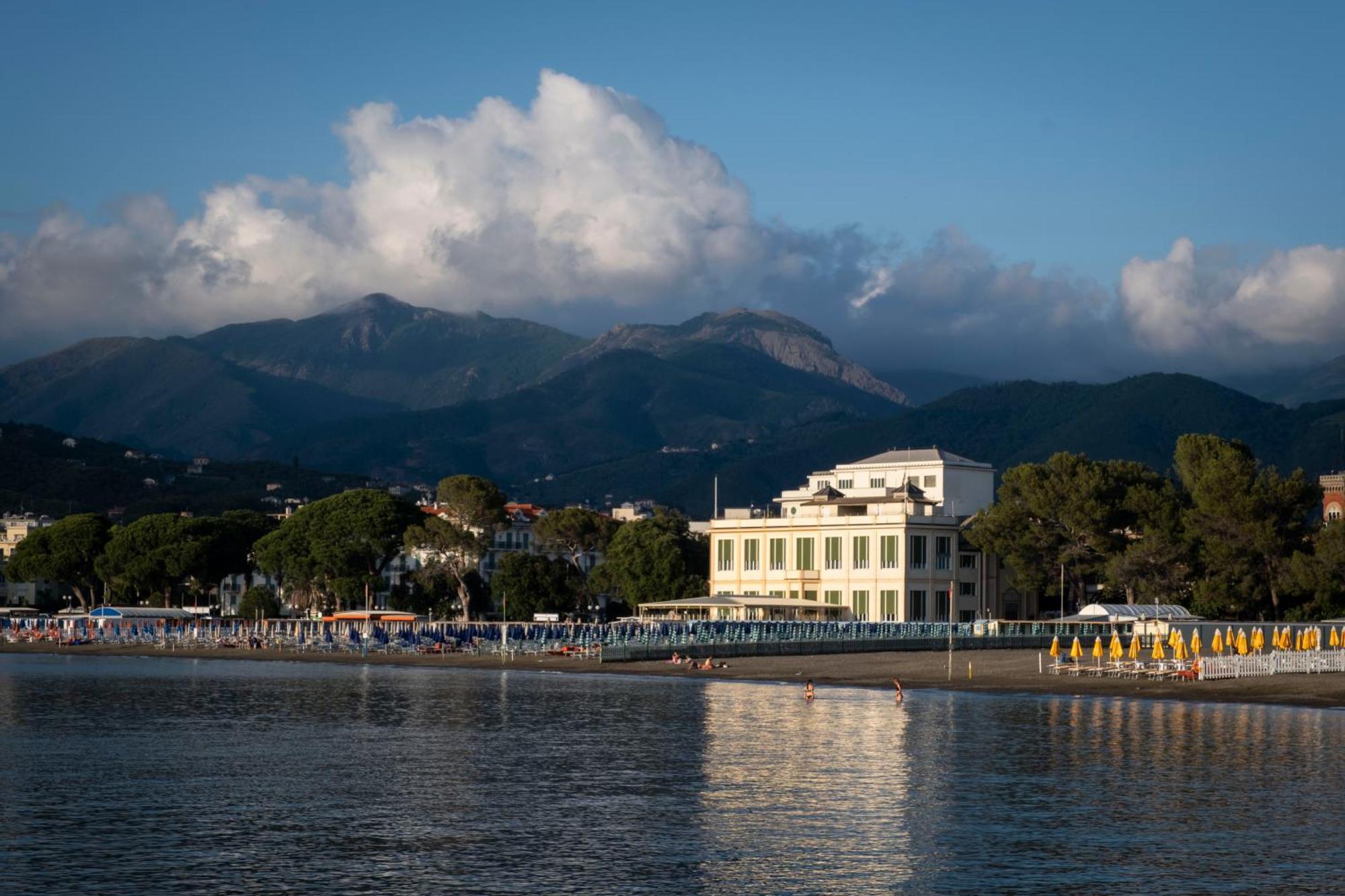 Suite Hotel Nettuno Sestri Levante Exterior photo