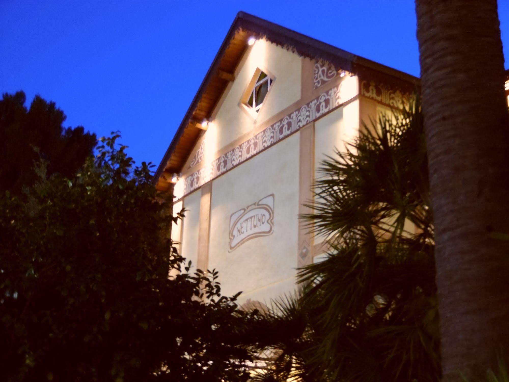 Suite Hotel Nettuno Sestri Levante Exterior photo